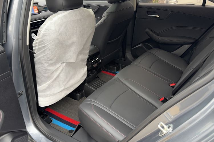 Used Roewe i5 2023 1.5L CVT Luxury Edition