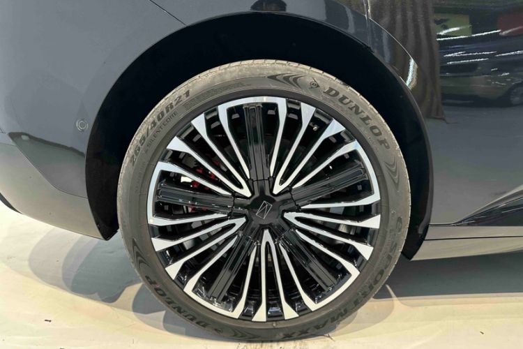 Used Avatr 12 2025 Ultra Extended-Range Edition