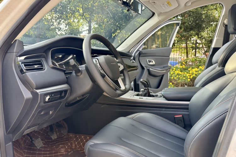 Used CHANGAN OSHAN X7 2020 1.5T Manual Luxury Version
