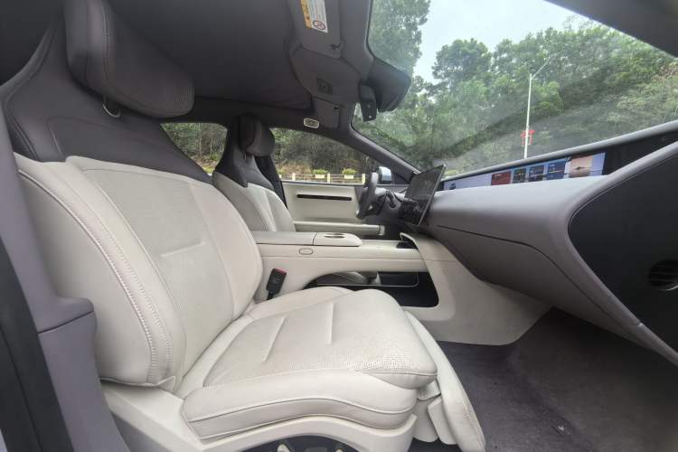 Used Avatr 06 2025 Pro Range-Extended Edition Interior 4