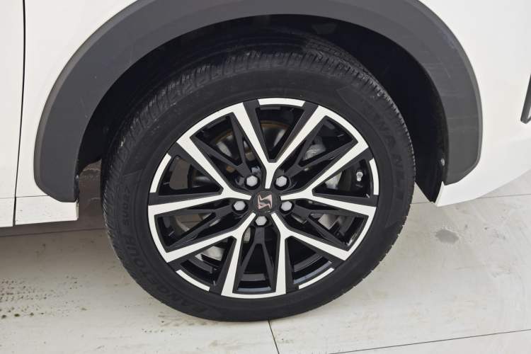 Used SOL X8 PLUS 2023 1.5 TGDI DCT Smart Edition 7-Seater