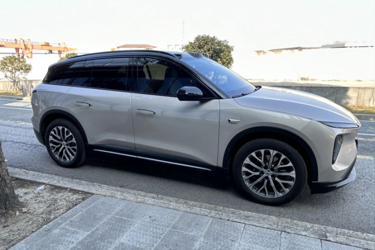 Used Nio ES6 2024 75 kWh