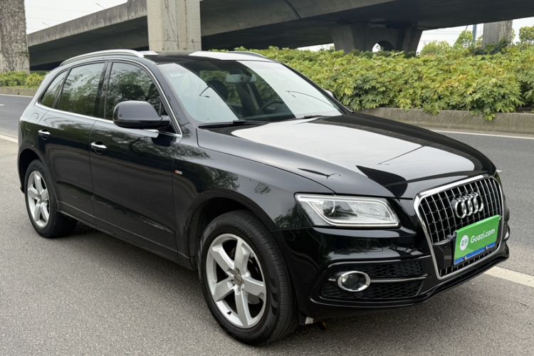 Used Audi Q5 2017 Plus 40 TFSI Ambition Model Exterior 7