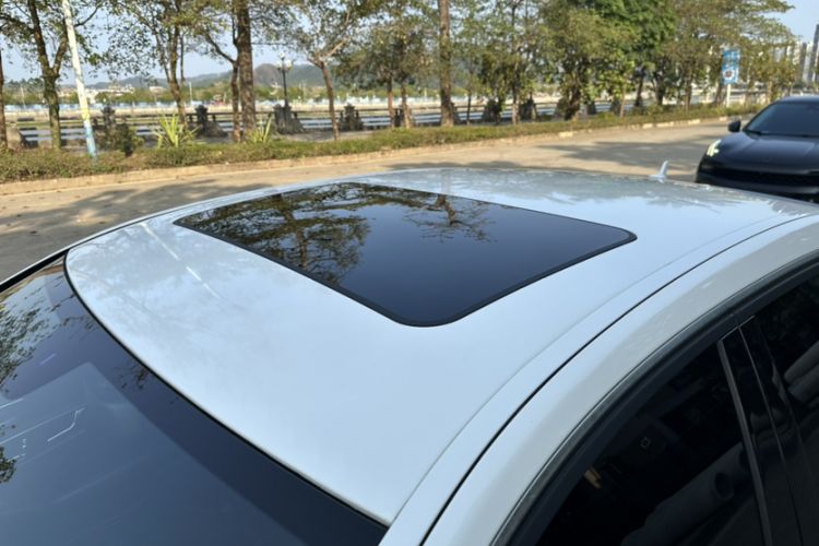 Used Mercedes-Benz E-Class 2015 E 260 L Sport Edition
