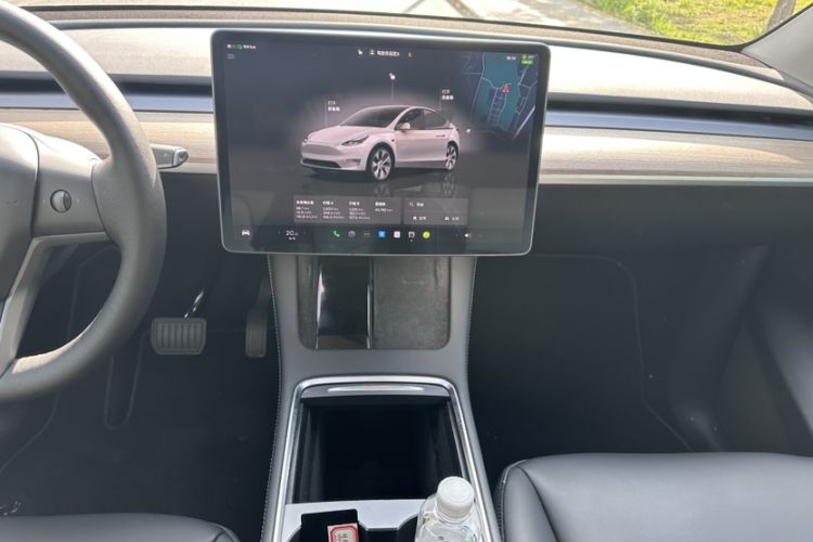 Used Tesla Model Y 2022 Rear-Wheel-Drive Version