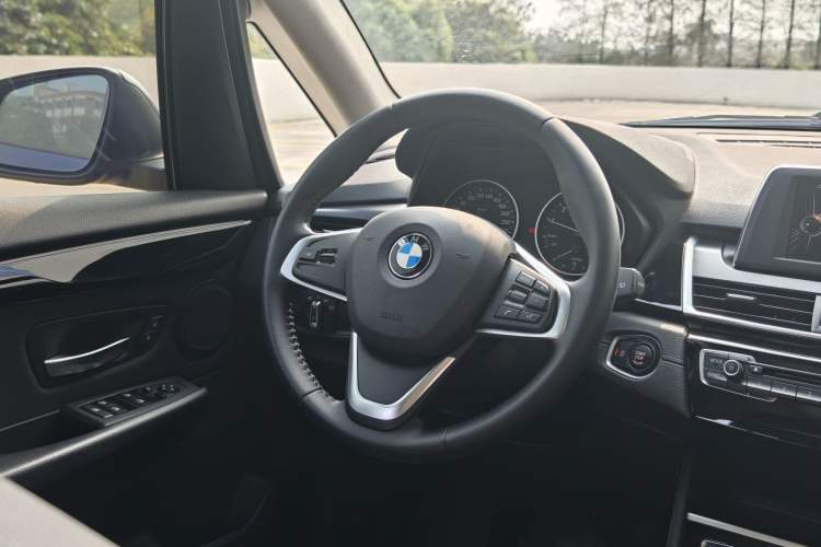 Used BMW 2 Series Active Tourer 2016 218i Sports Design Package Interior 2