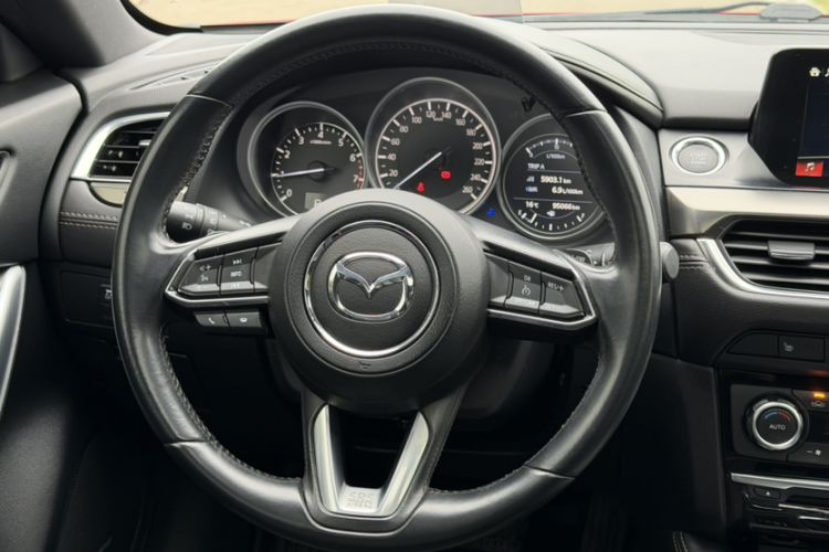 Used Mazda Atenza 2018 2.5L Blue Sky Prestige Edition China VI compliant Interior 1