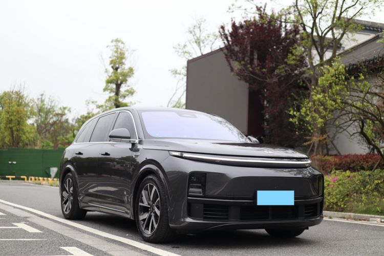 Used Li Auto L7 2023 Pro Model Exterior 5