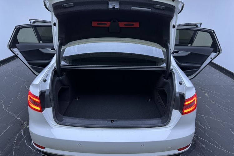 Used Audi A4L 2017 Plus 40 TFSI Ambition Model