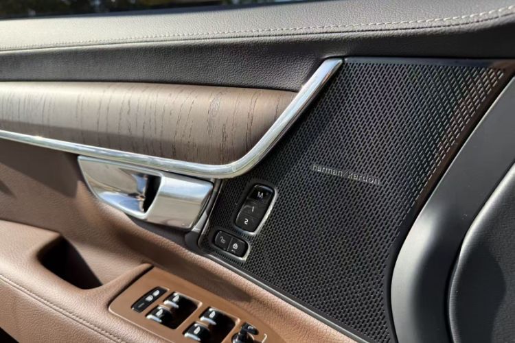 Used Volvo S90 2022 B5 Zhiyuan Luxury Edition