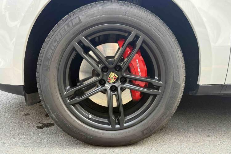 Used Porsche Macan 2024 Macan 2.0T