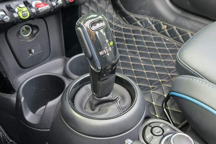 Used MINI MINI 2022 Updated 1.5T COOPER CABRIO Sidewalk