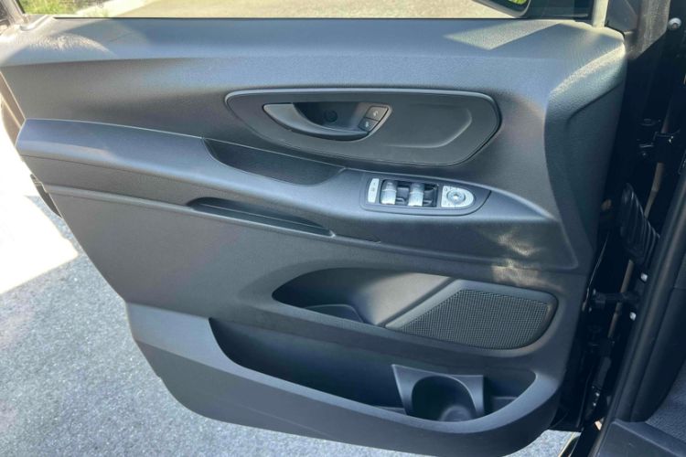 Used Mercedes-Benz Vito 2020 2.0T Elite Version 7 Seats
