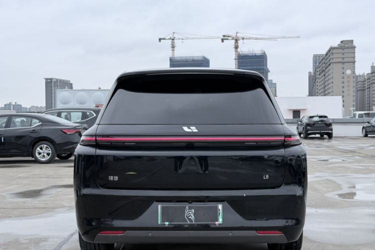 Used Li Auto L8 2023 Pro Model
