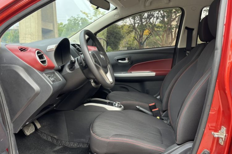 Used CHANGAN Benni 2015 1.4L IMT Luxury Model China IV