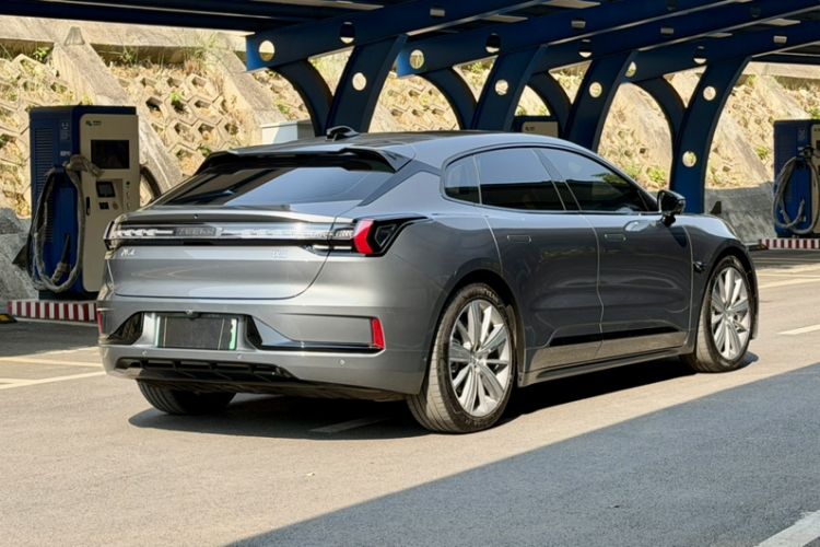 Used Zeekr 001 2023 ME Edition 100 kWh Exterior 4