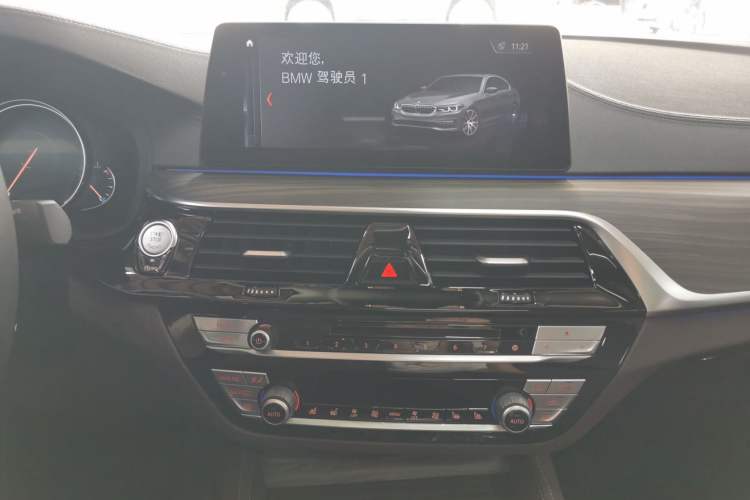 Used BMW 5 Series 2018 Revised Version 530Li Leading Edition Luxury Package Interior 5