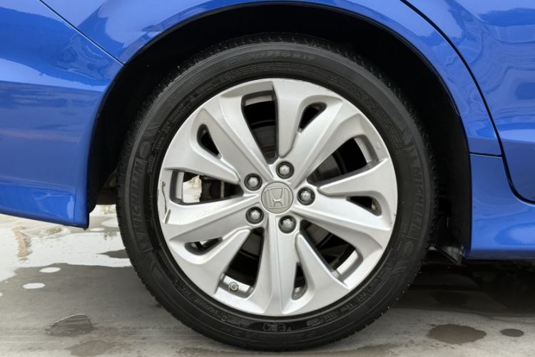 Used Honda Jade 2017 1.8L automatic Comfort version 5 seats
