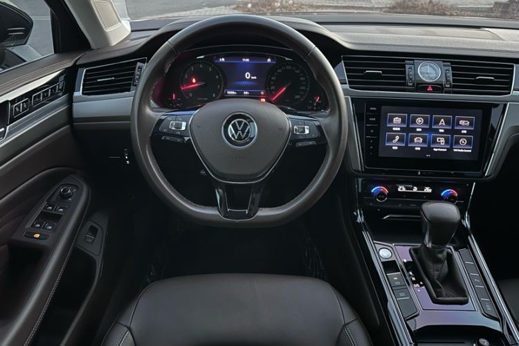 Used Volkswagen Phideon 2021 380TSI Luxury Edition