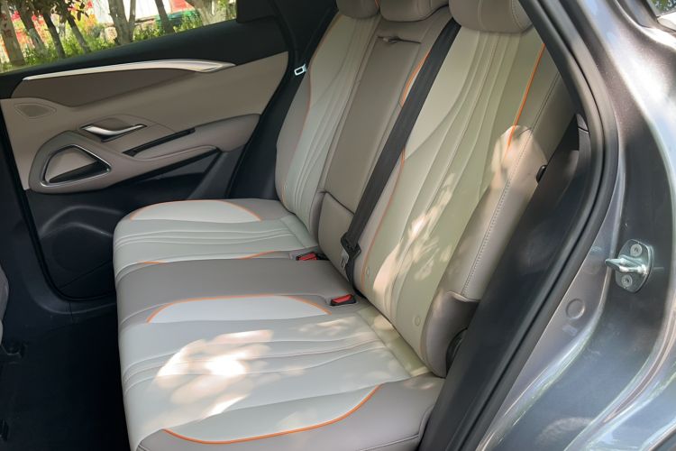 Used BYD Song Pro New Energy 2024 HONOR Edition DM-i 71KM Navigation Model Left Rear Seat