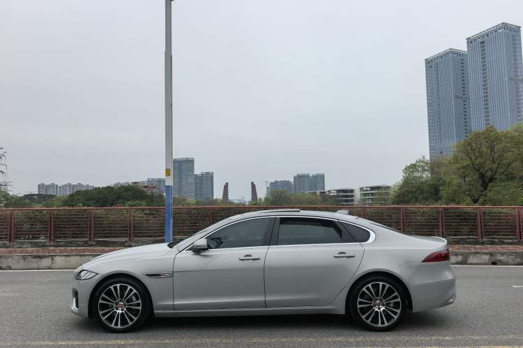 Used Jaguar XFL 2024 2.0T P250 Two-Wheel Drive Prestige Luxury Edition