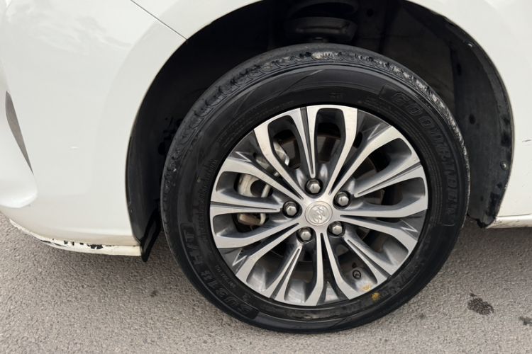 Used Buick GL8 2021 Land Cruiser Executive Class 652T Comfort Model