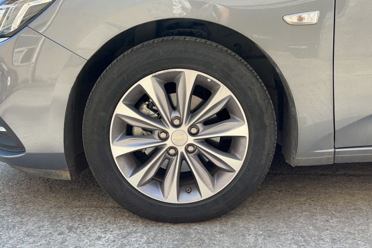 Used Chevrolet Monza 2021 320 Automatic Enjoyment Sunroof Edition