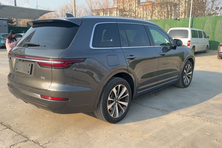 Used Li Auto ONE 2021 Extended-Range 6-Seater Version Exterior 4
