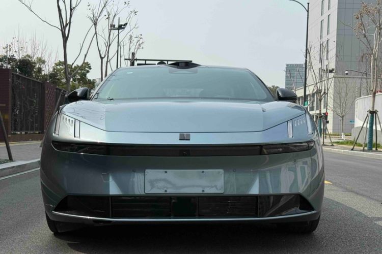 Used Lynk & Co Z10 2025 95 kWh 702 km All-Wheel Drive Intelligent Driving Ultra Exterior 6