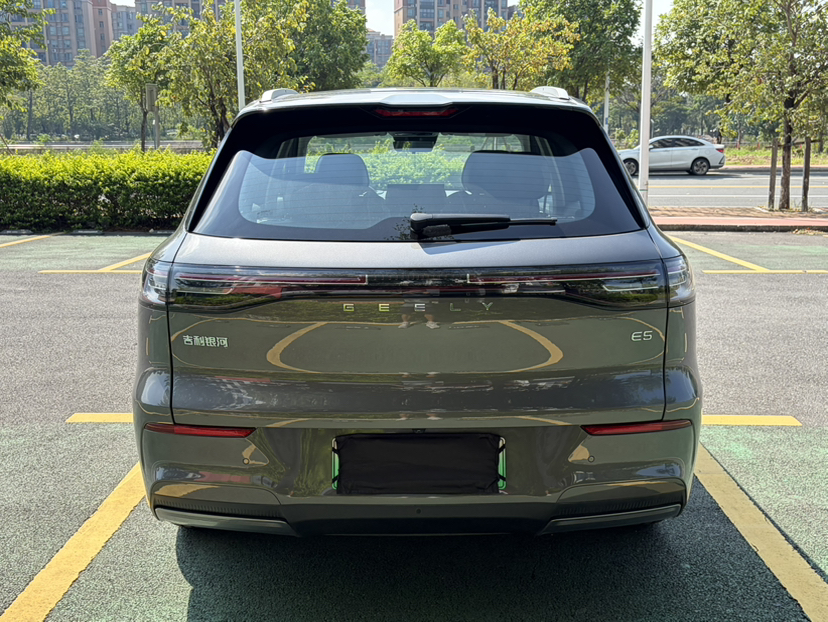Geely Galaxy E5 2026 Model 610km Exploration+ Edition — снимка 12