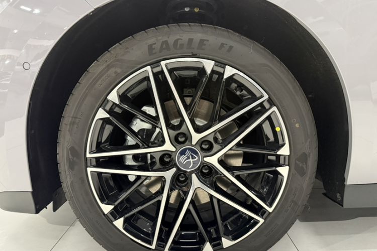 Used BYD Han 2025 Model EV Intelligent Driving Edition 635KM Flagship