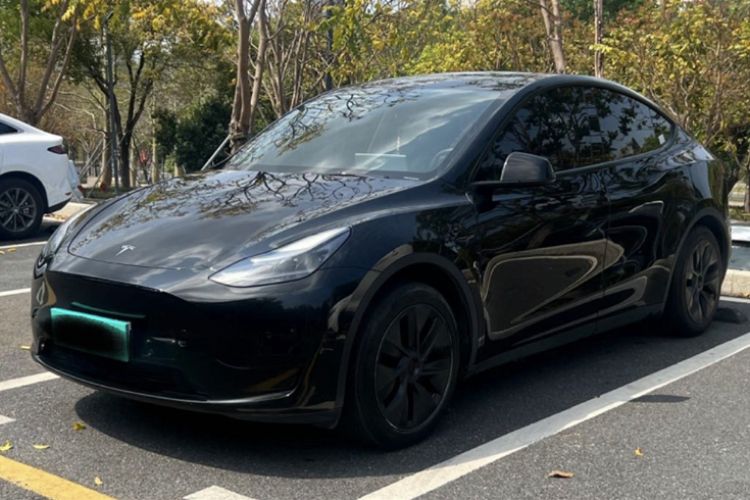 Used Tesla Model Y 2023 Rear-Wheel-Drive Version