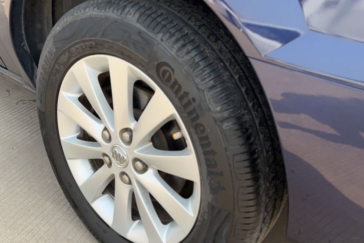 Used Buick GL8 2014 2.4L Classic Edition
