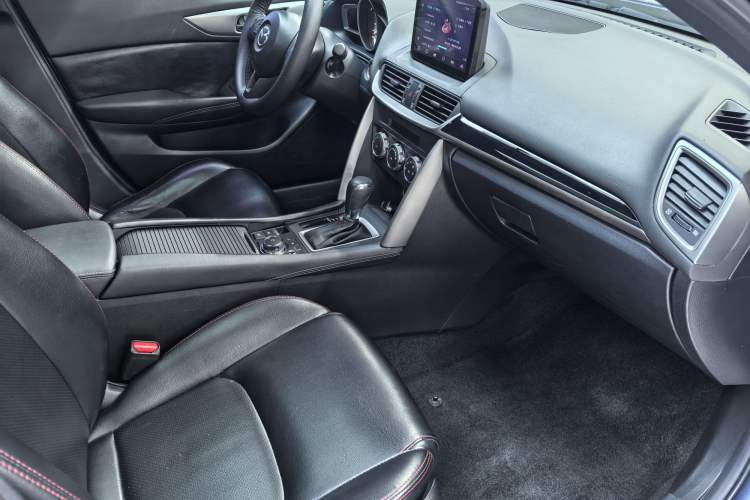 Used Mazda CX-4 2016 2.0L Automatic 2WD Blue Sky Dynamic Edition
