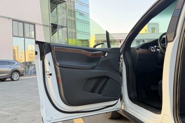 Used Tesla Model X 2019 Long-Range Version