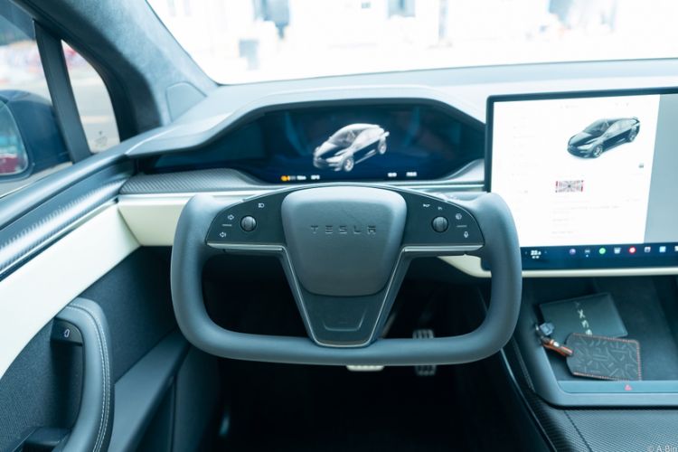 Used Tesla Model X 2023 Three-Motor All-Wheel-Drive Plaid Version