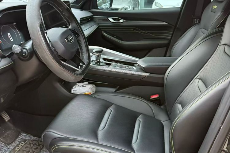 Used Geely Auto Preface 2023 1.5TD Fuyao Version Interior 4