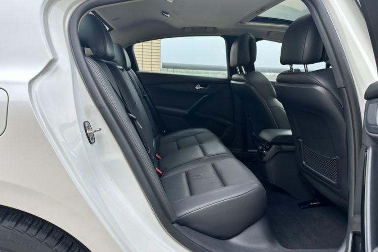 Used Peugeot 508 2015 1.6THP Automatic Prestige Edition Interior 10