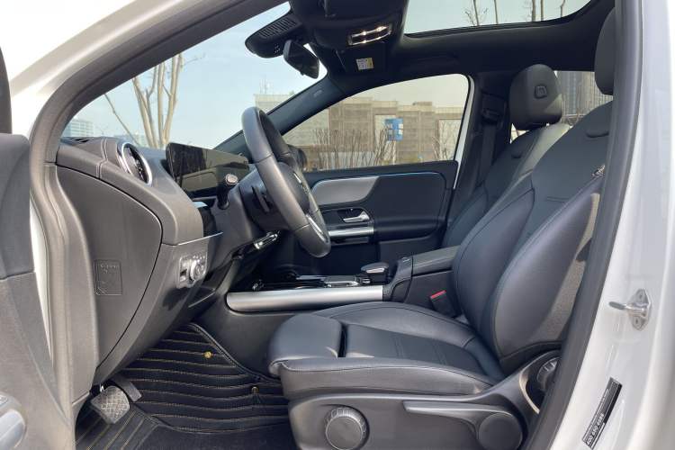 Used Mercedes-Benz GLA 2022 Second Facelift GLA 200
