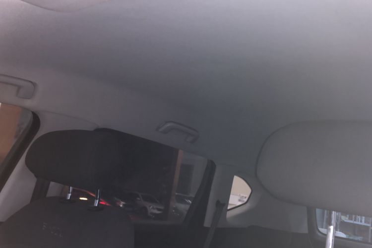 Used Baojun RM-5 2019 1.5L Manual Elite Edition with 24-hour Online Service 5 Seats Headliner