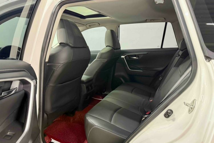 Used Toyota RAV4 2022 2.0L CVT Two-Wheel Drive Fashion Plus Edition