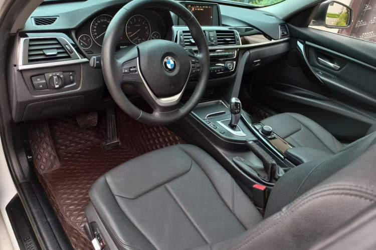 Used BMW 3 Series 2017 320Li Fashion Model
