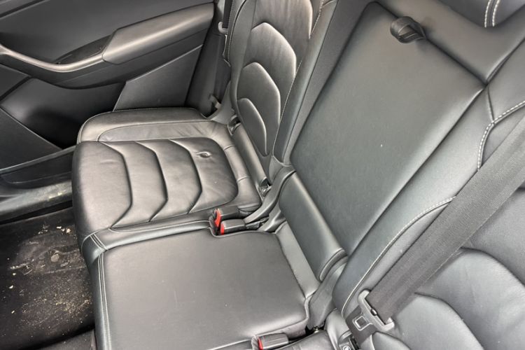 Used Skoda Kodiaq 2018 TSI330 5-Seater Two-Wheel-Drive Luxury Enjoyment Edition Interior 1