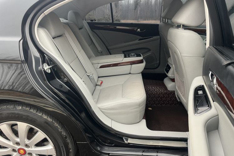 Used Hongqi H7 2013 2.0T Luxury Model