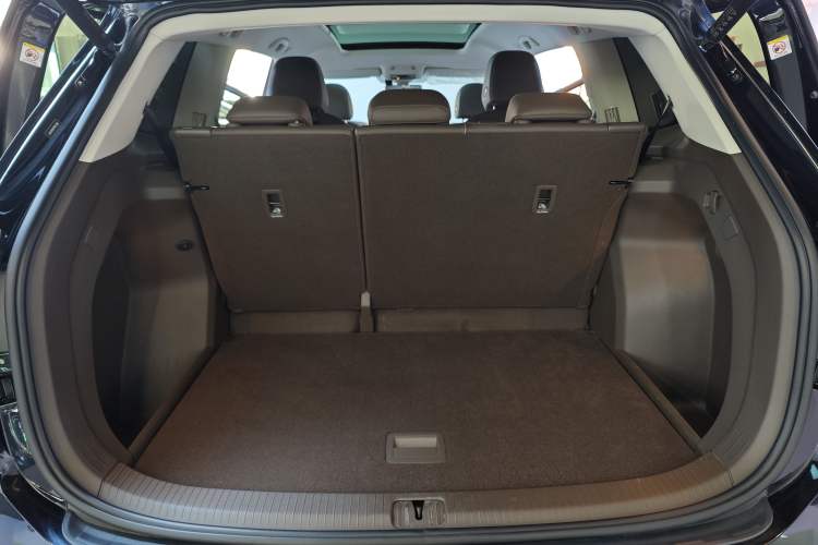 Used Volkswagen Viloran 2023 Revised Version 380TSI Luxury Edition