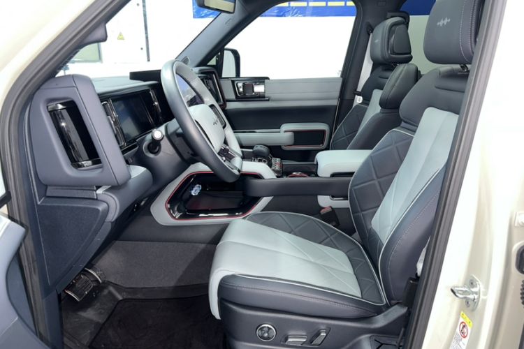 Used Formula Leopard Leopard 5 2023 Cloud Ride Flagship Edition
