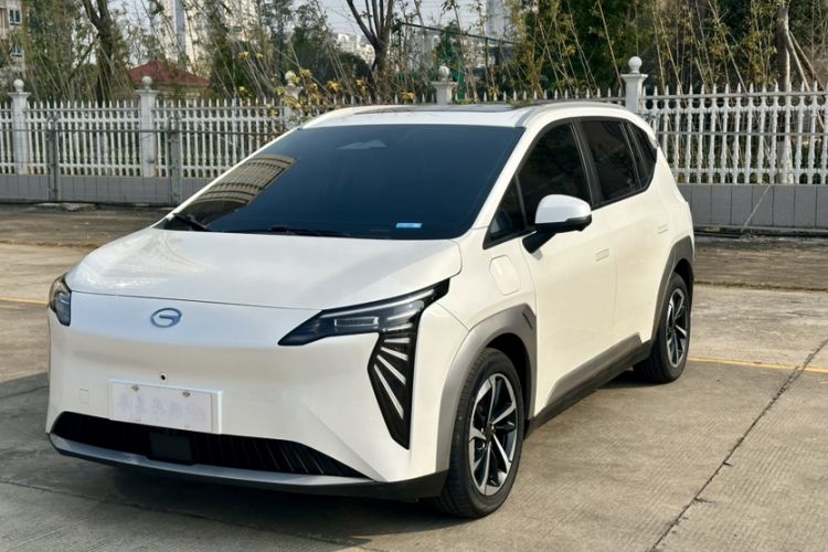 Used AION Y 2023 Younger Star Edition