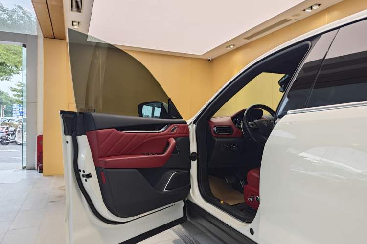 Used Maserati Levante 2022 2.0T GT Sharp Edition
