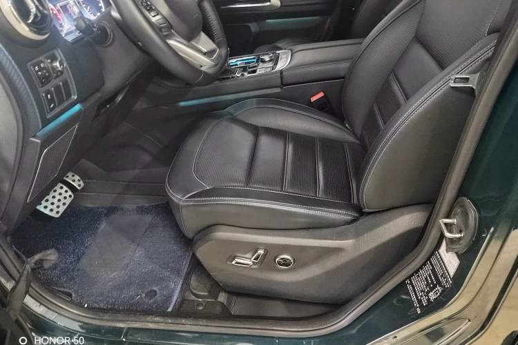 Used BAIC Off-Road BJ40 2021 2.0T Automatic Four-Wheel Drive Ring the Tower Champion Edition
