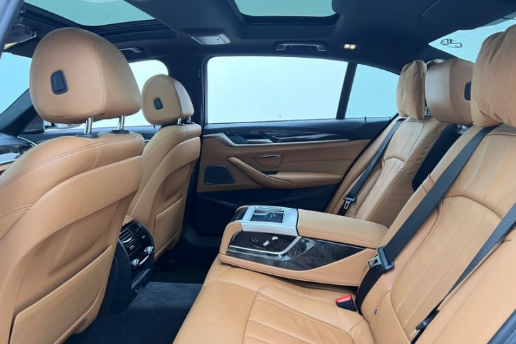 Used BMW 5 Series 2018 530Li Luxury Edition M Sport Package